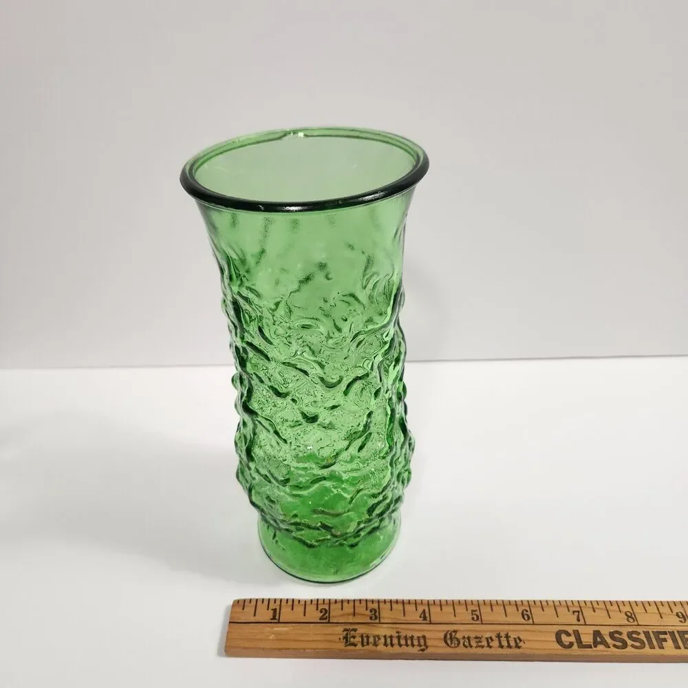 Vintage E. O.  Brody Co. Cleveland Ohio Green Crinkle Glass Vase 8.5